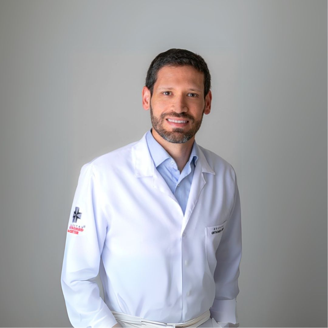 Dr. Raphael de Almeida Carvalho